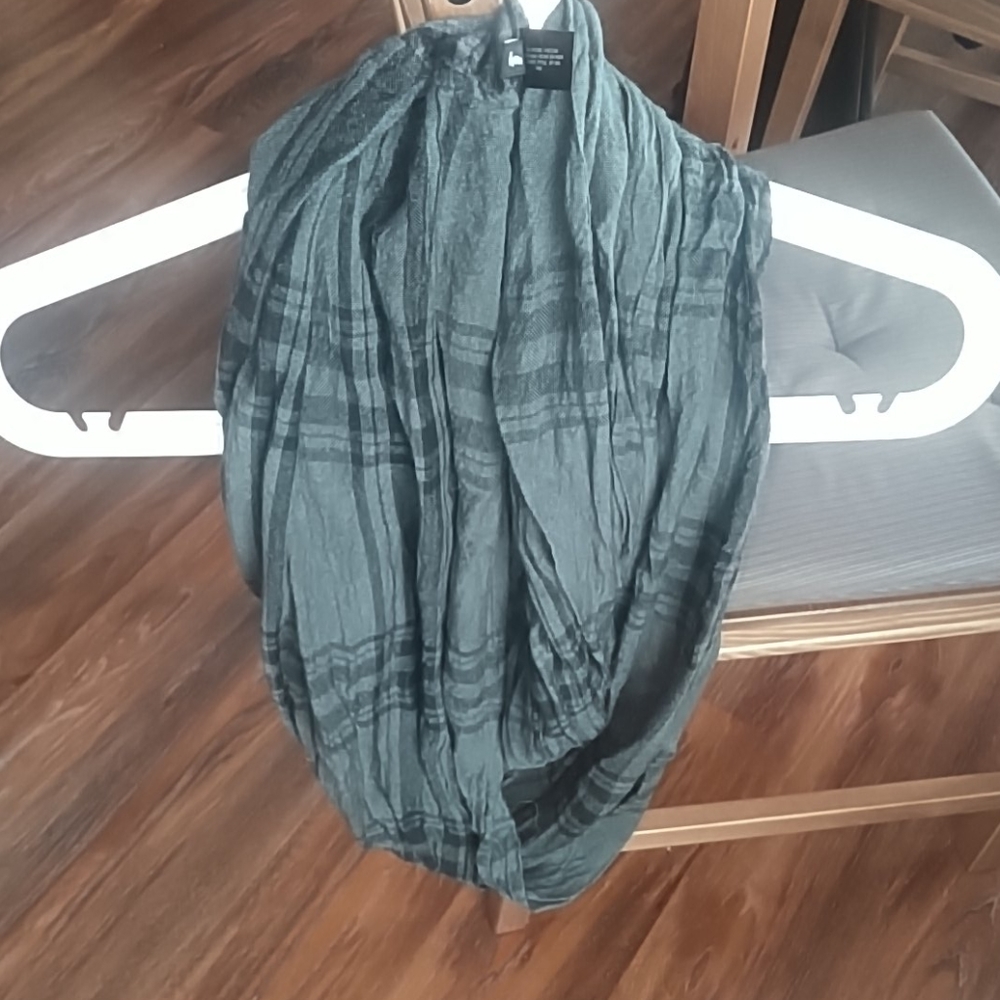 Plaid infinity scarf
